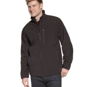32 Degrees Weatherproof Men's Black Softshell Jacket